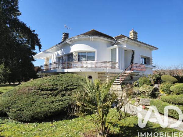 Maison à vendre 9 pièces 210 m² Noyers-sur-Cher