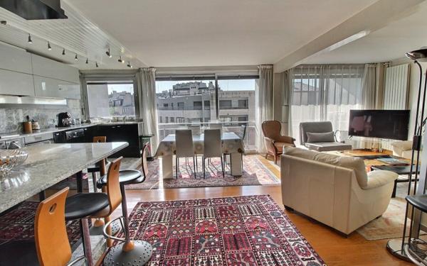Appartement à vendre    4 pièces • 92,93 m2 Paris 12