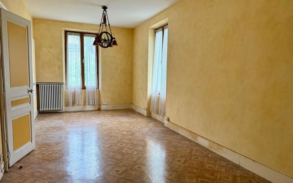 Maison à vendre    6 pièces •  Aix-les-Bains