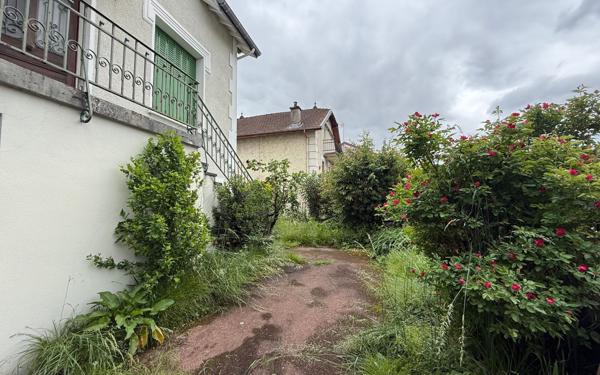 Maison à vendre    6 pièces •  Aix-les-Bains