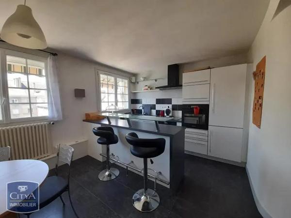 Appartement à louer 3 pièces 72.24m² Tours (37000)