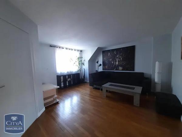Appartement à louer 3 pièces 72.24m² Tours (37000)