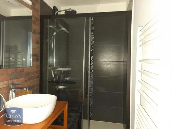Appartement à louer 3 pièces 72.24m² Tours (37000)