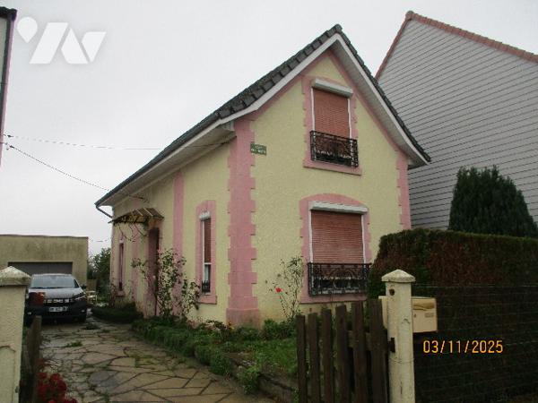 MAISON INDIVIDUELLE A RENOVER DESVRES, 2 chambres, garage et jardin