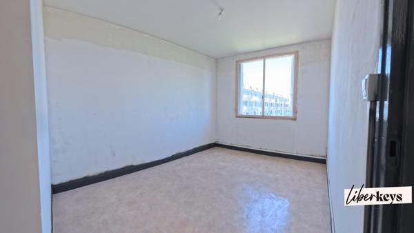 📍 Reims – Appartement T3 de 54 m² avec balcon – Fort potentiel de rénovation ! Idéal investisseur ou premier achat avec travaux