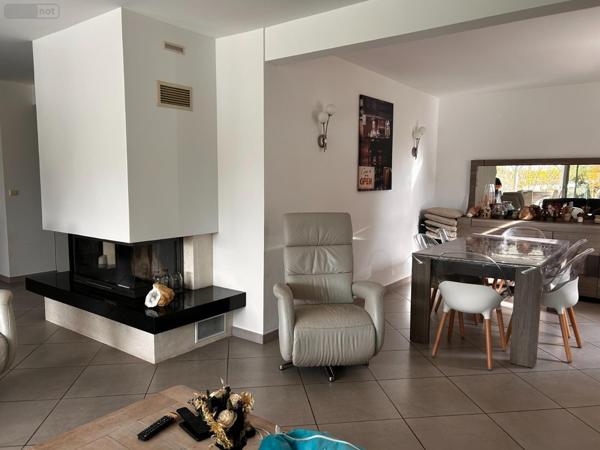 Maison à vendre à Chaource dans l'Aube (10210), ref : maison chaource