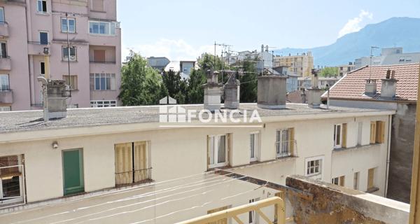 Location Appartement 3 pièces 56.63 m² - Grenoble 38100