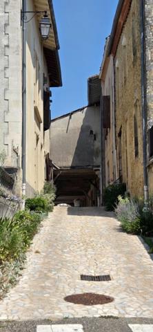 Maison à vendre 6 pièces  ()