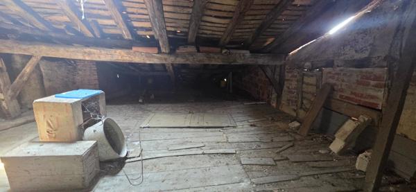 Maison à vendre 6 pièces  ()