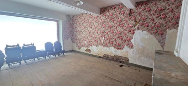 Maison à vendre 6 pièces  ()