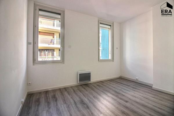 A louer appartement de Type 3 à Marseille 13005 - BAILLE