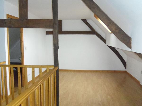 Maison de type 2 située dans corps de ferme