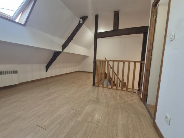 Maison de type 2 située dans corps de ferme