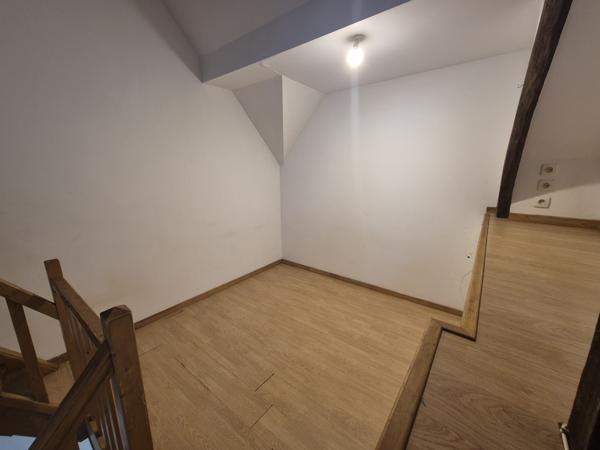 Maison de type 2 située dans corps de ferme