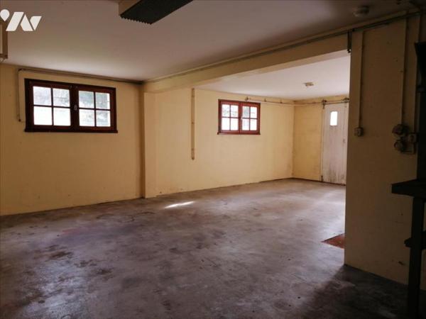 PAVILLON SUR SOUS-SOL