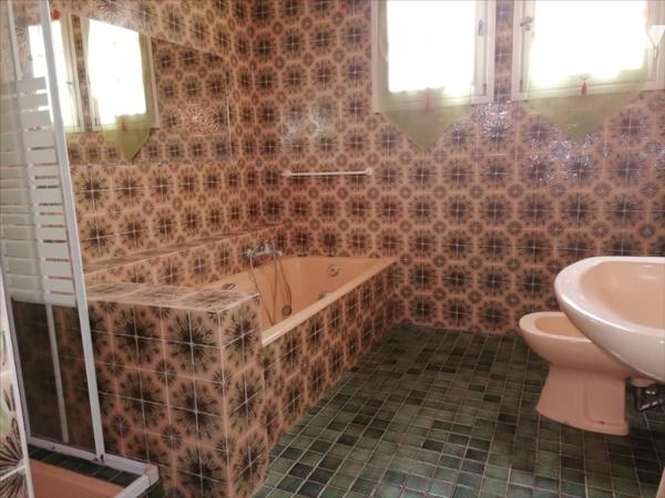 PAVILLON SUR SOUS-SOL