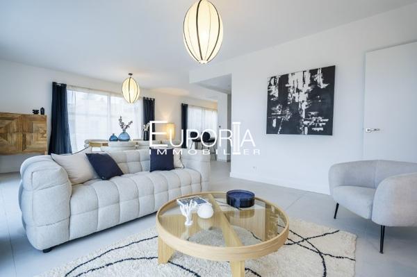 Appartement d'exception T5 110m2 avec 27 m2 de terrasse avec vue d'exception