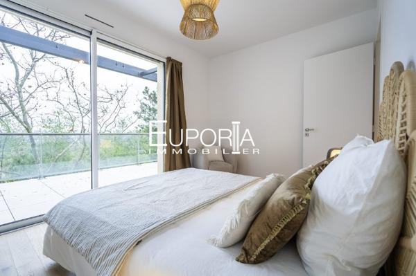 Appartement d'exception T5 110m2 avec 27 m2 de terrasse avec vue d'exception