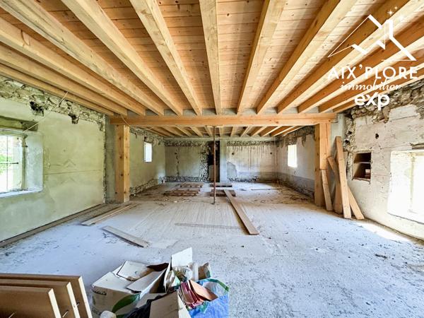Grange de 592 m² sur parcelle de 889 m²