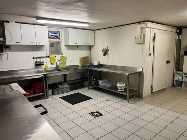 Fonds-de-commerce à vendre MACON (71) avec possibilité d'acquérir les murs - emplacement PREMIUM