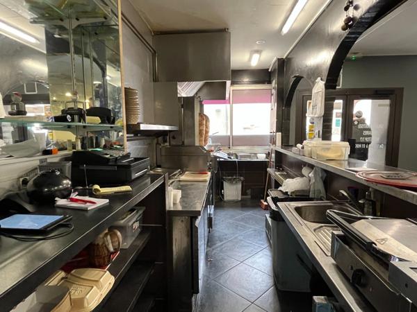 Fonds-de-commerce à vendre MACON (71) avec possibilité d'acquérir les murs - emplacement PREMIUM