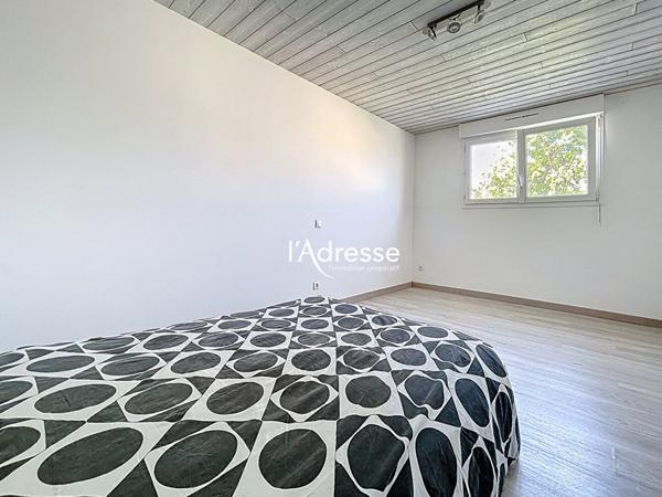 l'Adresse Immobilier - La Salvetat Saint Gilles - Maison T4 de 127 m2 sur un grand terrain piscinable de 1566m² avec garage