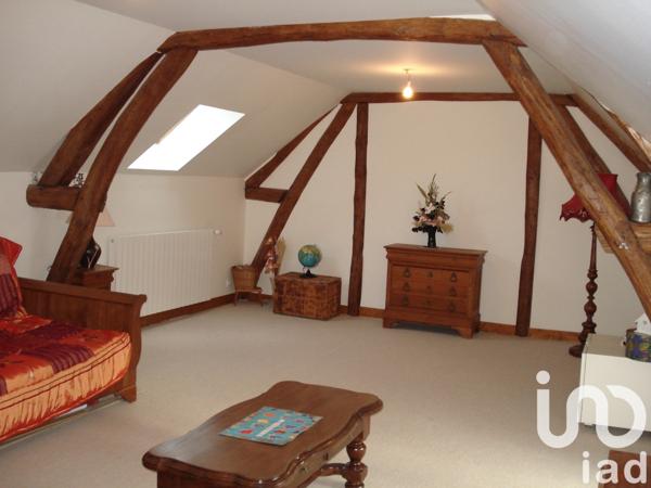 Longère 7 pièces de 200 m² à Marolles-sur-Seine (77130)