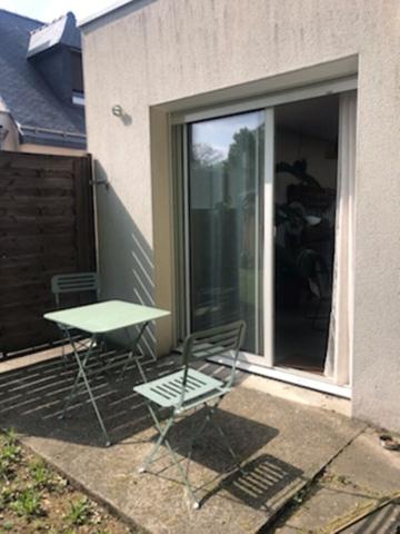 Local commercial  45 m2 avec terrasse - Saint-Avé - Proximité axe voie rapide