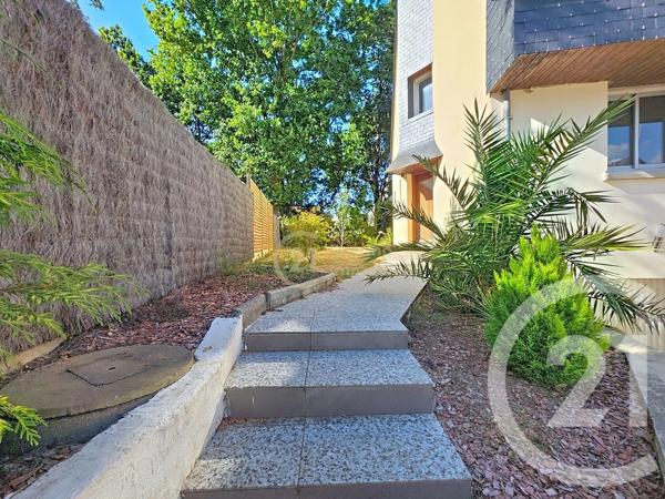 Maison à vendre  5 pièces - 142 m 2   CHARTRES DE BRETAGNE  - 35