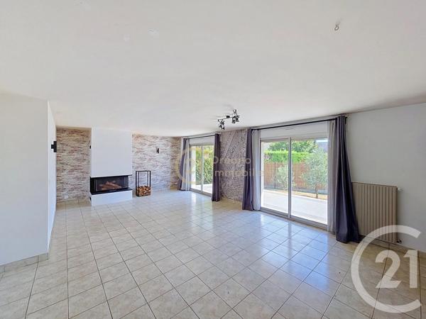 Maison à vendre  5 pièces - 142 m 2   CHARTRES DE BRETAGNE  - 35