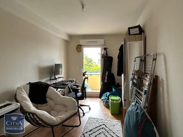 Appartement à louer 3 pièces 67m² Pont-Péan (35131)