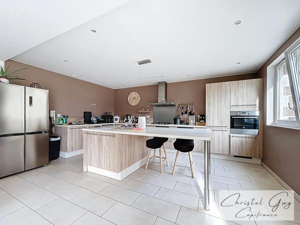 Vaas (72500), Maison de campagne à vendre, 4 chambres, garage, dépendances sur 3000 m² de terrain