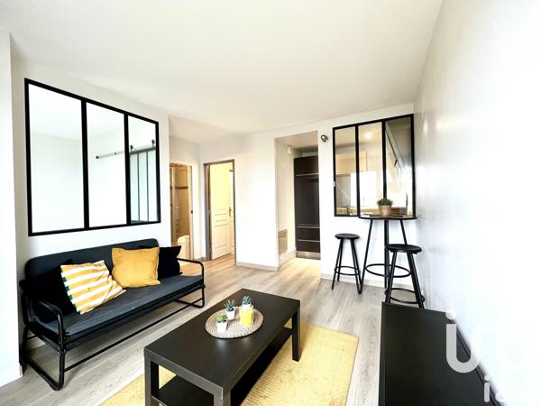 Location appartement 2 pièces 29 m² Élancourt