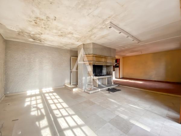 Maison de ville et son parc de 1241 m2