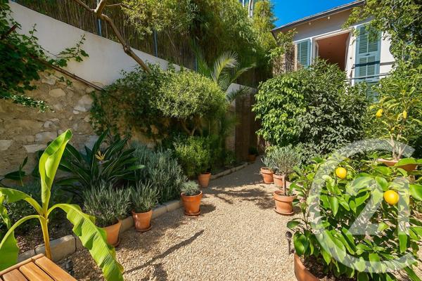 Appartement F4 à vendre  5 pièces - 156,19 m2 NICE - 06