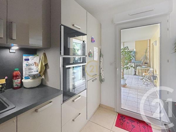 Appartement F3 à vendre  3 pièces - 67,30 m 2   CANNES LA BOCCA  - 06