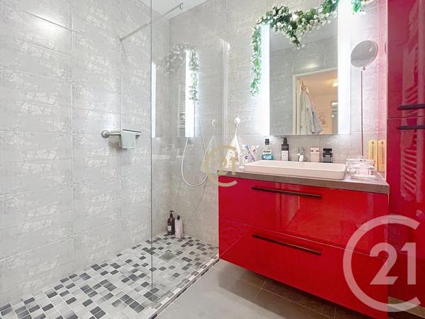 Appartement F3 à vendre  3 pièces - 67,30 m 2   CANNES LA BOCCA  - 06