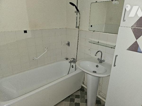 VENTE PAR ADJUDICATION VOLONTAIRE  / LOT 3