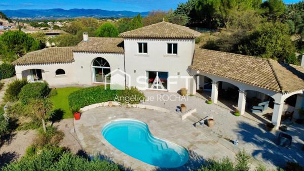 Languedocienne T6 grand garage piscine cuisine d'été