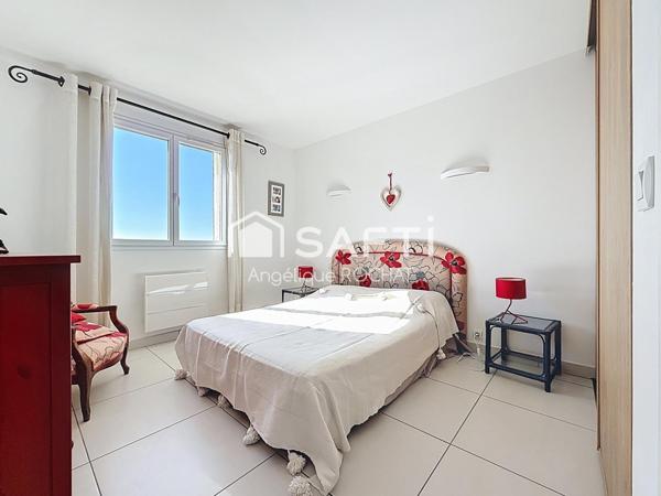 Languedocienne T6 grand garage piscine cuisine d'été