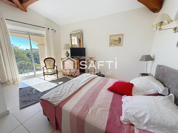 Languedocienne T6 grand garage piscine cuisine d'été