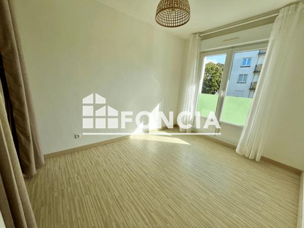 Location Appartement 4 pièces 74.55 m² - 14, rue Jean-François TARTU Brest 29200