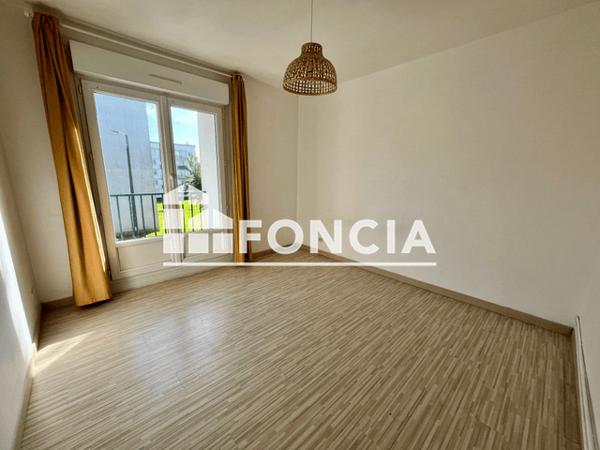 Location Appartement 4 pièces 74.55 m² - 14, rue Jean-François TARTU Brest 29200