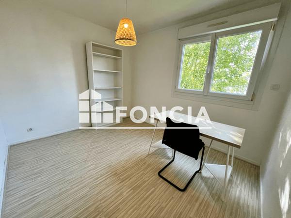 Location Appartement 4 pièces 74.55 m² - 14, rue Jean-François TARTU Brest 29200
