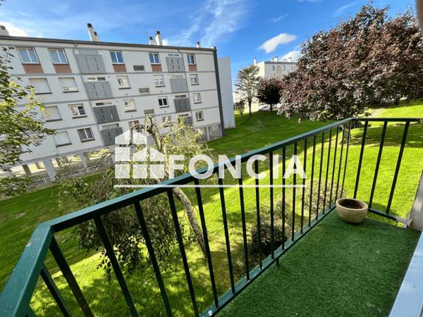 Location Appartement 4 pièces 74.55 m² - 14, rue Jean-François TARTU Brest 29200