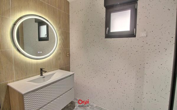 Maison à vendre    4 pièces • 99,22 m2 Marseille 11