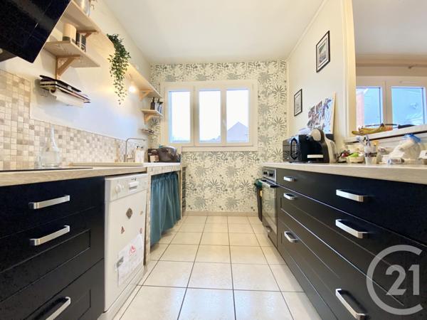Appartement T4 à vendre  5 pièces - 101,53 m2 CORBELIN - 38