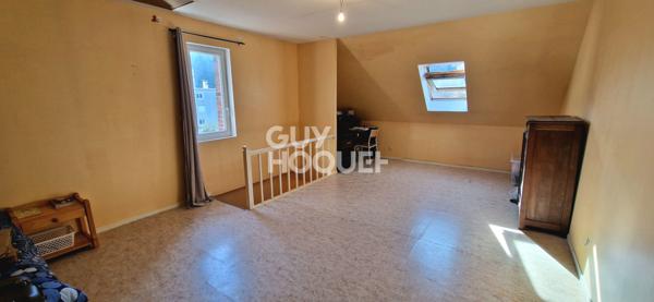 Maison à vendre à LAON - 5 pièces, 3 chambres, 4 garages !!