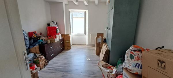 Maison à vendre à Mainvilliers - 2 chambres + grenier 115 m² avec jardin et dépendances