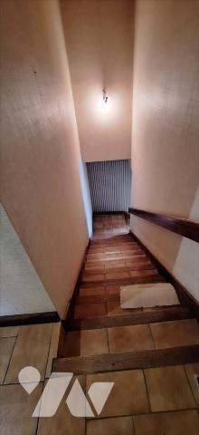 VIC-FEZENSAC, Maison de rue avec garage et jardin